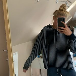 Hollister long sleeve with good
